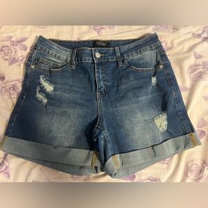 Judy Blue shorts, Large